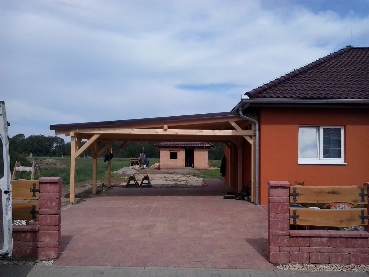 Suché stání Hevlín - foto 2